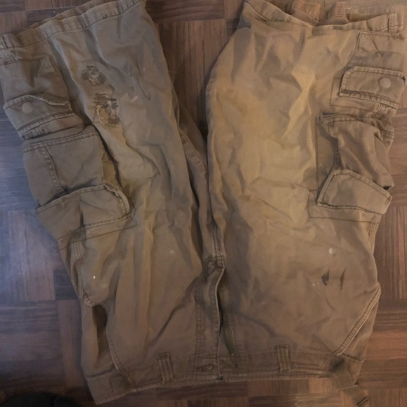 Men’s 32 shorts all name brand read description - Picture 3 of 7